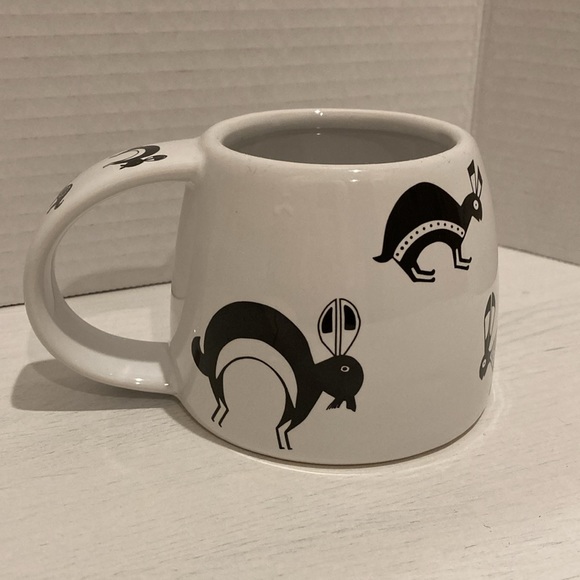 The Treasure Chest Las Cruces NM 1998 Southwest Rabbit Pottery Mug Cup #207 VTG - Picture 2 of 8